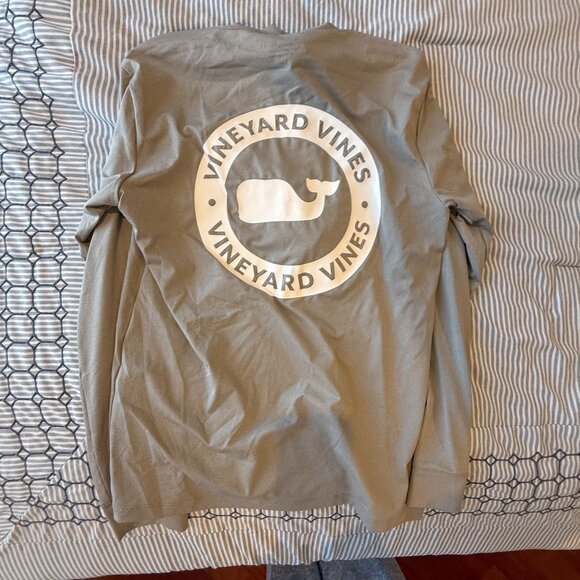 VINEYARD VINES PERFORMANCE THIN PULLOVER, SIZE X-SMALL - Picture 2 of 3